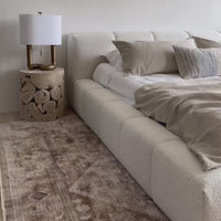 Liam Bed, Merino Pearl