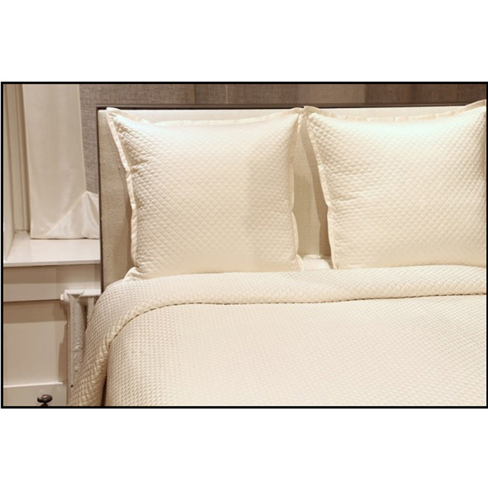 Diamond Coverlet Set, Ivory - Accessories - High Fashion Home