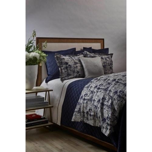 Scratch Duvet Set, Navy - Accessories - High Fashion Home